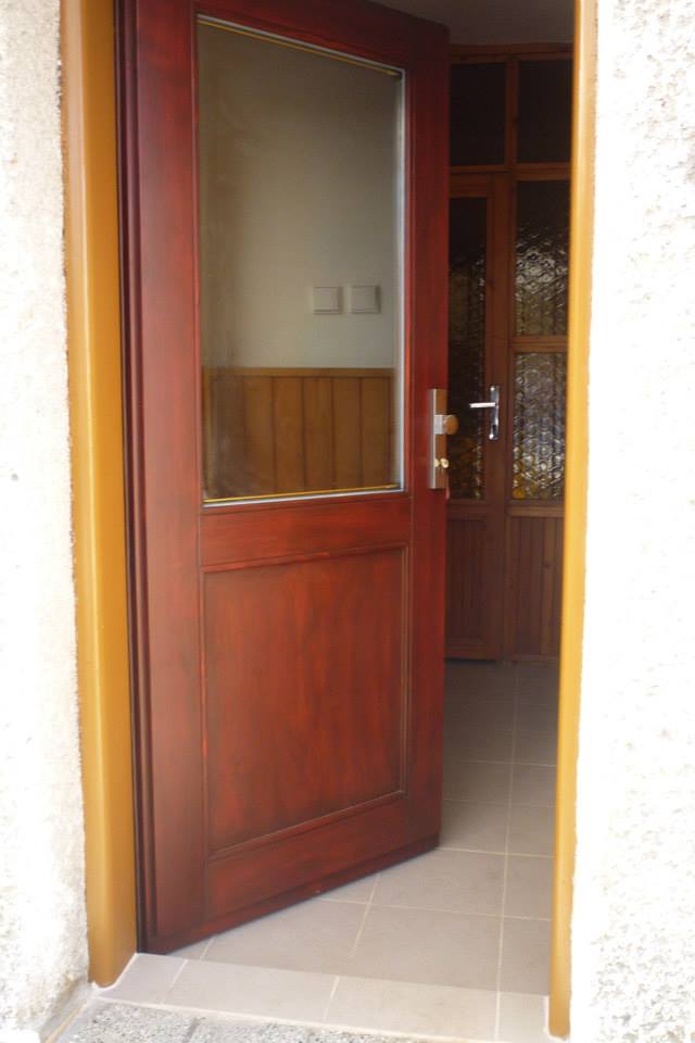 Dveře vchodové SNV